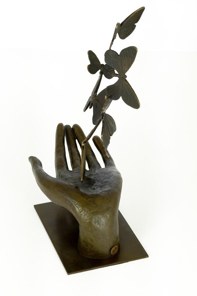Bronze Sculpture of Hand Releasing Butterflies Modern Art Statue Bronze Freedom Sculpture Butterfly Figurine Contemporary Art Statue Animal