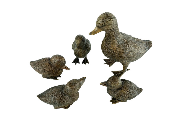 Bronze Duck with Ducklings Sculptures Outdoor Duck Sculptures Animal Art Statues Duck Lovers Gift Garden Sculptures Duck Decoration