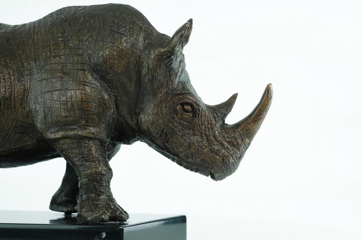Bronze Sculpture of a Rhino African Animal Art Statue Rhino Decoration Bronze Rhino Statue Rhinoceros Sculpture Wildlife Decoration Animals