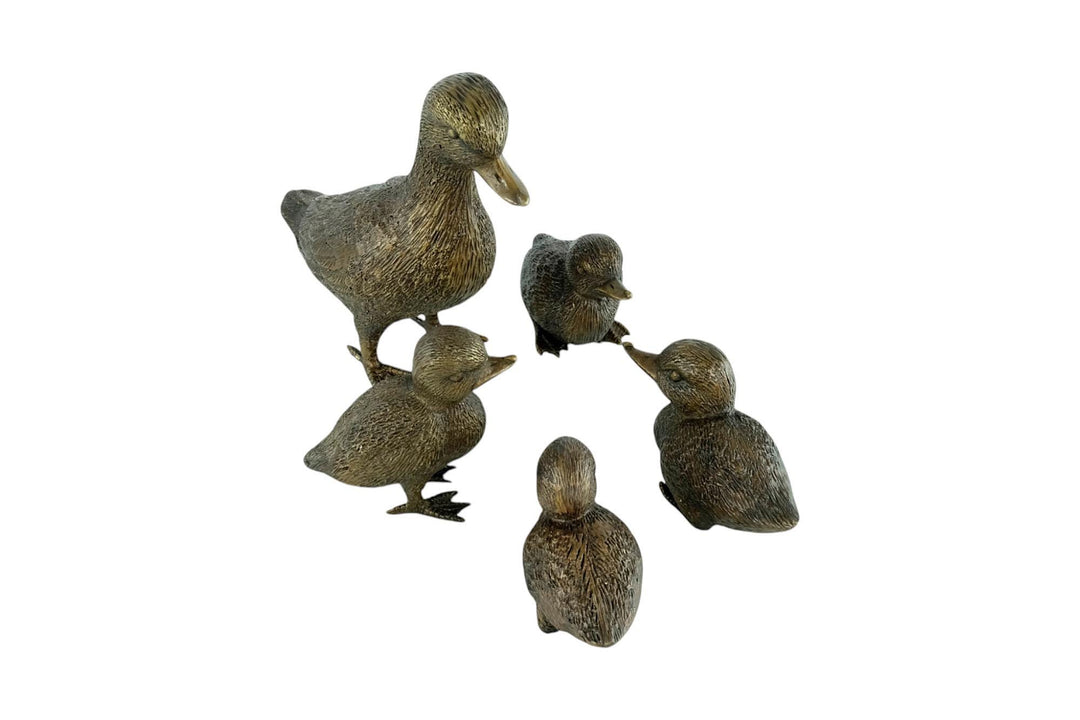 Bronze Duck with Ducklings Sculptures Outdoor Duck Sculptures Animal Art Statues Duck Lovers Gift Garden Sculptures Duck Decoration