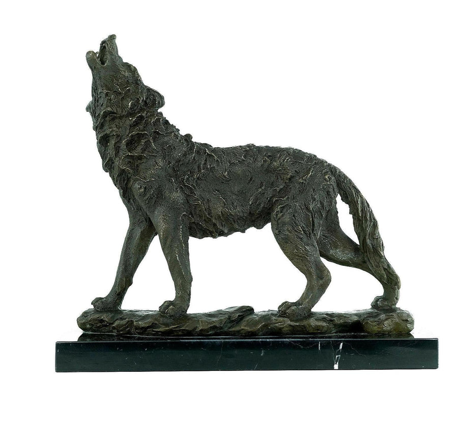 Bronze Sculpture of a Howling Wolf Animal Art Statue Bronze Wolf Sculpture Hunting Decoration Wolf Lovers Gift Bronze Animal Sculpture